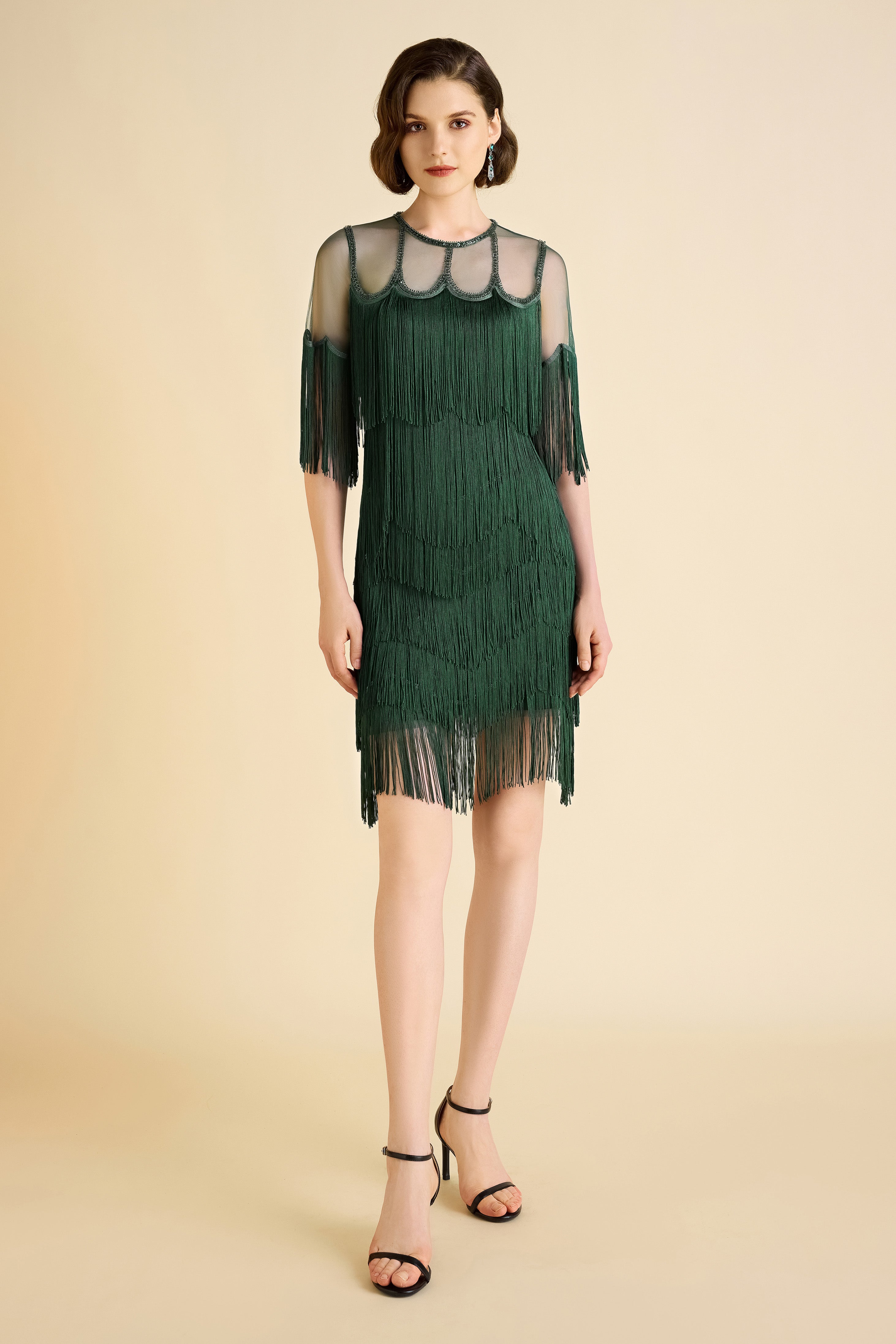 green flapper dress uk Zapaka Women's Plus Size 1920s Dress Dark Green V Neck Sequins Great Flapper Gatsby Dress ZAPAKA UK