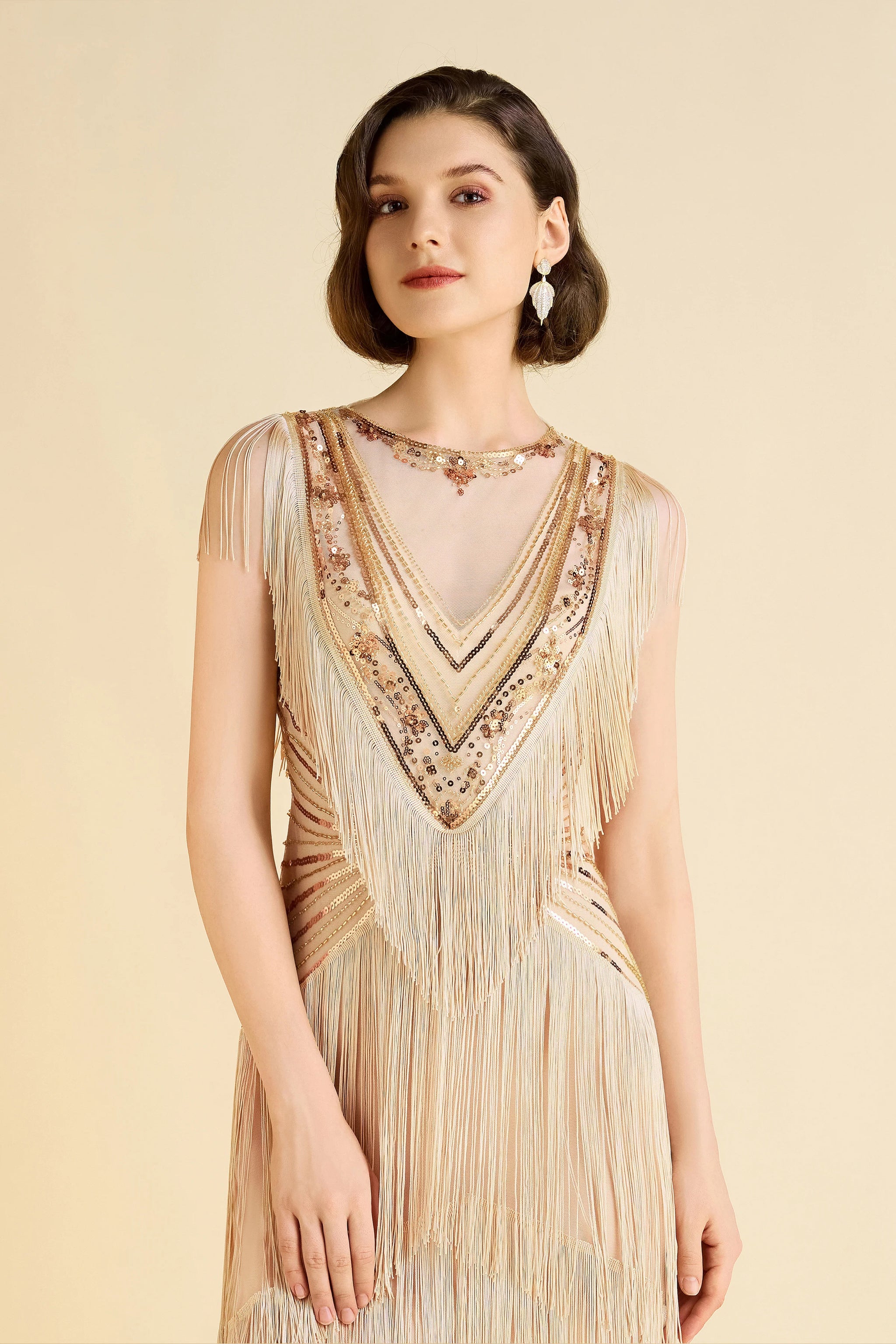 sequin flapper dress uk Queendancer Women Sparkly Black Sleeveless Sequins 1920s Flapper Dress  Cocktail Dress with Fringes  queendanceruk